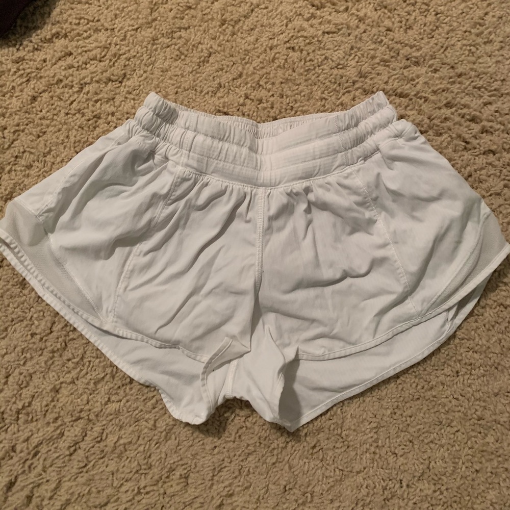 COPY - lululemon hotty hot white shorts